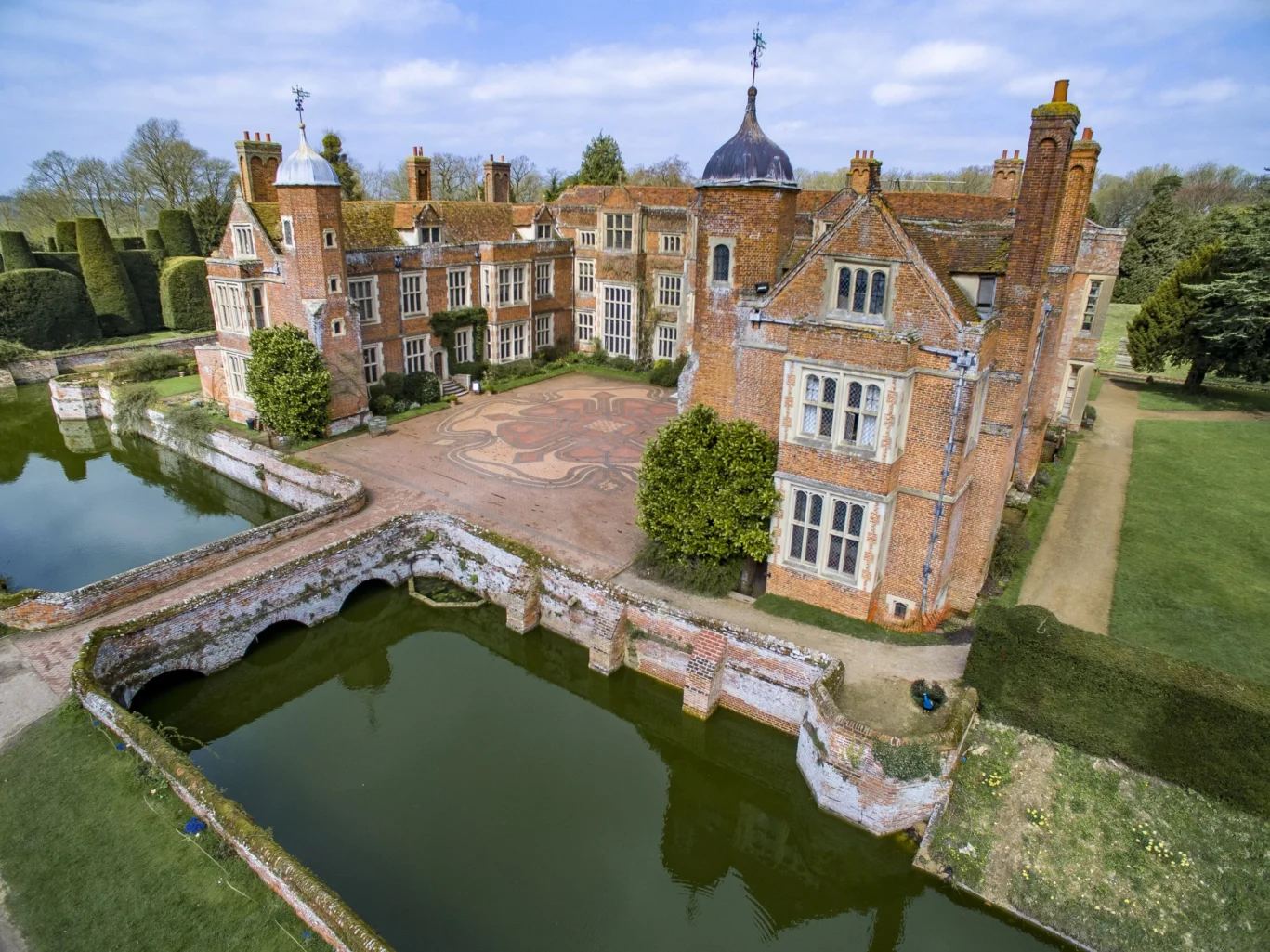 Kentwell hall