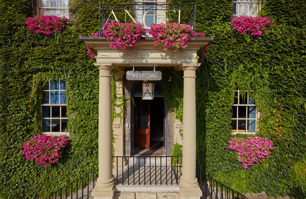 Angel Hotel External (3)